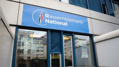 Percheziţii în curs la sediul din Paris la Partidului Rassemblement national, anunţă Jordan Bardella şi denunţă o ”hărţuire”