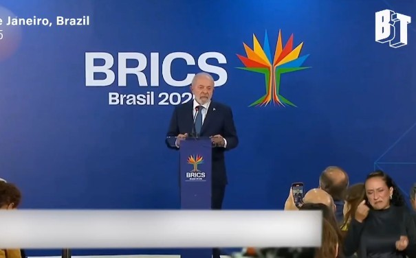 Trump impune tarife de 50% asupra Braziliei după disputa publică cu preşedintele Lula. El invocă modul în care a fost tratat fostul preşedinte Jair Bolsonaro
