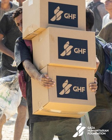Cel puţin 20 de persoane ar fi murit într-o busculadă în timp ce încercau să ajungă la ajutoare în Gaza