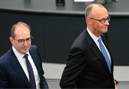 Germania expulzează 81 de condamnaţi afgani şi-şi afişează fermitatea