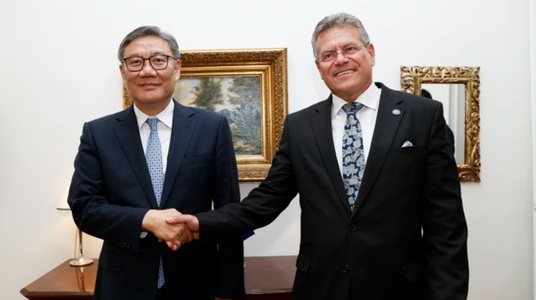 China protestează ”solemn” pe lângă UE faţă de al 18-lea pachet de sancţiuni impuse Rusiei, care vizează două bănci chineze, cu o zi înaintea unei vizite a lui Costa şi von der Leyen la Beijing