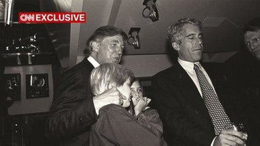 The Wall Street Journal scrie că Trump apare în dosarele Epstein. Procurorul general l-ar fi informat despre aceasta pe preşedinte în luna mai. Casa Albă califică ştirea drept „falsă”