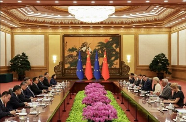 Ursula von der Leyen îi cere, într-un summit China-UE la Palatului Poporului, ”soluţii adevărate” lui Xi Jinping, care îndeamnă la o consolidare a încrederii