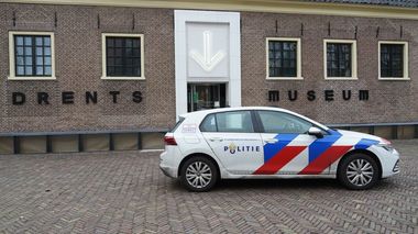 Furtul tezarului românesc din Muzeul Drents - Cei trei suspecţi rămân în arest. Izbucnire de furie a unuia dintre ei împotriva altuia la audierea de la tribunal. Urme de aur au fost găsite într-o geantă sport pe care au folosit-o