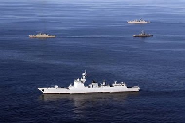 Rusia şi China efectuează exerciţii comune antisubmarin şi de artilerie în Marea Japoniei