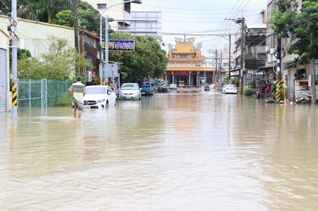 Sudul Taiwanului, lovit de ploi torenţiale. Patru persoane au murit, peste 5.900 au fost evacuate