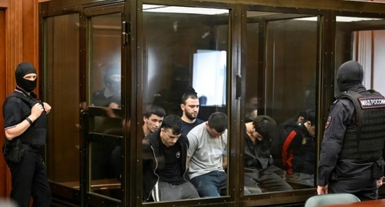 Procesul atentatului de la Crocus City Hall din Moscova, revendicat de SI şi soldat cu 149 de morţi şi 609 răniţi, începe la un tribunal militar. În total, 19 persoane urmează să fie judecate, inclusiv patru presupuşi atacatori, originari din Tadjikistan