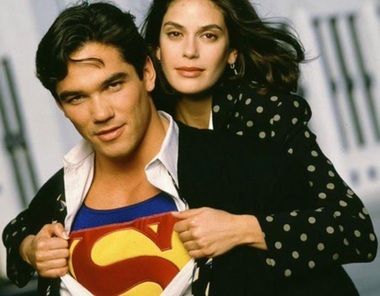 Fostul ”Superman” din serialul serialul ”Lois & Clark”, Dean Caine, anunţă că urmează să intre în ICE, poliţia controversată a imigraţiei a lui Trump. ”Preşedintele Trump îşi respectă promisiunile”