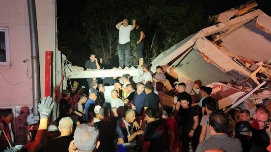 Turcia: Cel puţin o persoană a murit în urma cutremurului de duminică. Mai multe clădiri s-au prăbuşit / Mesajul preşedintelui Erdogan