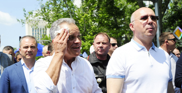 Curtea de Apel din Atena a decis extrădarea lui Vladimir Plahotniuc în Republica Moldova. El spune că vrea să se reabiliteze şi să revină în politica de la Chişinău. Decizia finală aparţine Ministerului Justiţiei din Grecia