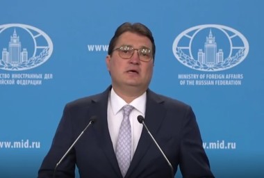 Moscova califică drept „nesemnificative” consultările europenilor cu Trump şi spune că cererile Kremlinului rămân neschimbate: retragerea completă a Ucrainei din regiunile revendicate de Rusia