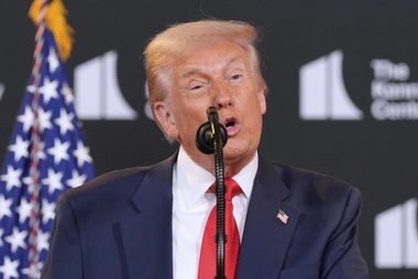 Trump anunţă că vrea un summit cu Putin şi Zelenski, ”rapid” după summitul din Alaska, după o reuniune virtuală cu europeni. ”Vom avea o a doua reuniune care va fi mai productivă”, anticipează el şi ameninţă Rusia cu ”consecinţe foarte grave” dacă Putin nu opreşte războiul
