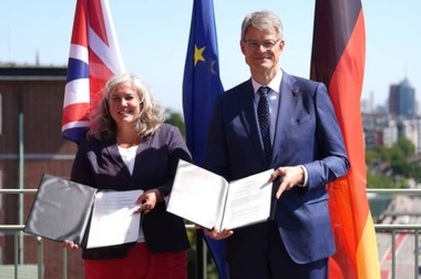 Berlinul şi Londra pregătesc înfiinţarea unei legături feroviare directe între Germania şi Regatul Unit