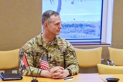 SACEUR Alexus Grynkewich se află în Alaska pentru a le oferi ”consiliere militară” lui Trump şi Hegseth la summitul cu Putin