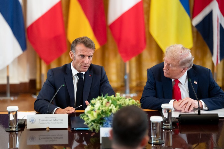 Macron: Orice discuţii între Vladimir Putin şi Volodimir Zelenski ar trebui să aibă loc mai întâi într-un format bilateral, înainte de o întâlnire trilaterală cu preşedintele american Donald Trump
