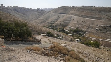 Israelul aprobă un plan de colonizare care taie în două teritoriul palestinian şi împiedică înfiinţarea unei Palestine cu o continuitate teritorială
