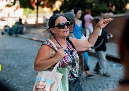O ghidă turistică moare în timpul unei vizite cu turişti la Colosseum, din cauza căldurii extreme