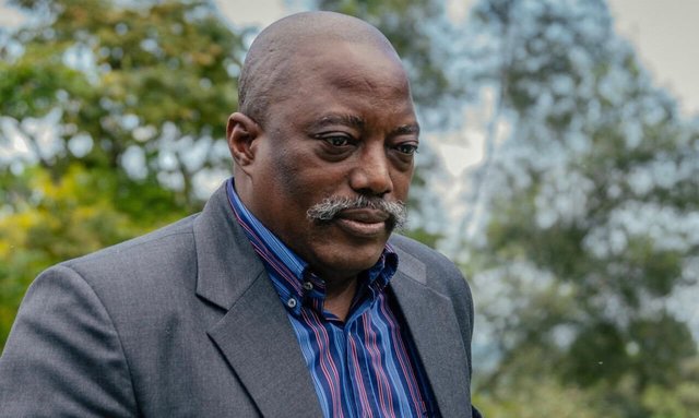 R.D.Congo: Procurorii cer pedeapsa cu moartea împotriva fostului preşedinte al ţării, Joseph Kabila, judecat în contumacie pentru complicitate cu grupul armat M23 susţinut de Rwanda