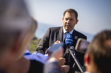 Ministrul german de finanţe a sosit la Kiev: „Putin să nu-şi facă iluzii că sprijinul Germaniei pentru Ucraina s-ar putea prăbuşi”