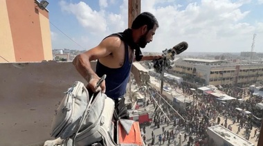 ONU denunţă drept ”şocantă” tăcerea comunităţii internaţionale faţă de dublul atac al armatei israeliene la Spitalul Nasser în sudul Fâşiei Gaza. Germania cere o anchetă. Netanyahu evocă un ”accident tragic”