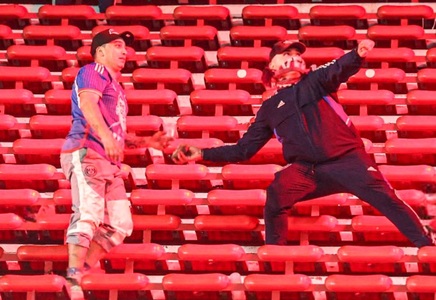 Universidad de Chile a depus plângere în Argentina după violenţele care au marcat meciul din Copa Sudamericana împotriva echipei Independiente