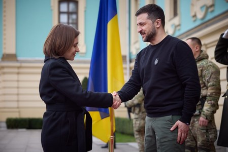 Volodimir Zelenski, mesaj pentru Moldova de Ziua Independenţei: „Împreună trebuie să ne apărăm popoarele, statele şi independenţa. Exact asta facem”