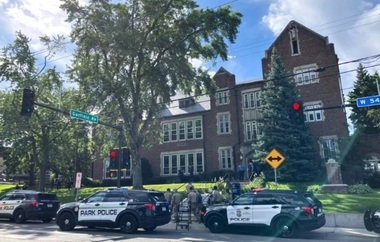 UPDATE-Un atacator ucide doi elevi de opt şi zece ani, răneşte alţi 14 elevi şi trei persoane într-o biserică, la Minneapolis, şi se sinucide