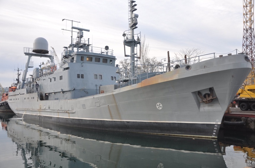 Moscova anunţă scufundarea, într-un atac cu o dronă navală, a navei ucrainene de recunoaştere Simferopol, la gurile Dunării. Marina ucraineană confirmă un atac, soldat cu un mort, răniţi şi dispăruţi şi încearcă să-l minimalizeze