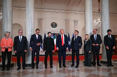Summit între Zelenski şi ”lideri europeni” joi, la Paris, pe tema garanţiilor de securitate ale Ucrainei ”şi în vederea avansării diplomaţiei, pentru că ruşii sunt pe cale să scape din nou”, anunţă o sursă europeană. O participare a lui Trump ”nu este pre