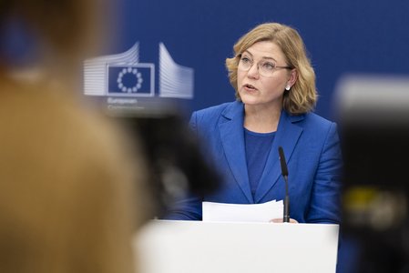 UE va menţine reglementările pentru companiile tehnologice în ciuda ameninţărilor lui Trump, anunţă Bruxelles-ul