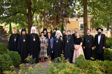 Comisarul european pentru extindere, întâlnire cu liderii religioşi din R. Moldova: Am discutat despre cum unitatea şi coeziunea socială pot construi o Moldovă mai sigură şi mai prosperă şi despre cum putem depăşi polarizarea - FOTO