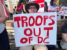 Protest în Washington DC faţă de mobilizarea Gărzii Naţionale în oraş de către Trump. "Sunt aici pentru a protesta faţă de ocuparea Washingtonului” - VIDEO