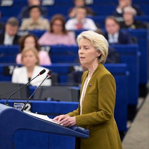 Drone ostile doborâte în Polonia. Liderii europeni îşi exprimă solidaritatea. Ursula von der Leyen: „Europa îşi va apăra fiecare centimetru pătrat din teritoriul său”