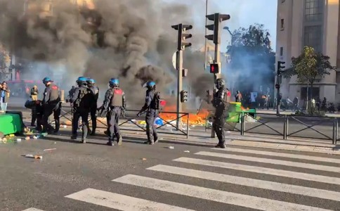 Protestele „Blocaţi totul” din Franţa n-au avut efectul scontat. Aproape 500 de persoane au fost arestate