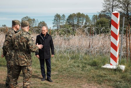 Polonia îi dă replica lui Trump: Nu este vorba de „nicio eroare” în cazul dronelor intrate în spaţiul aerian polonez