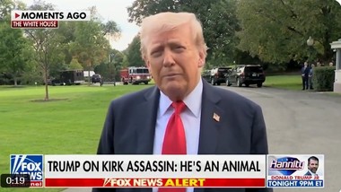 Reuters: Trump preia rolul de mesager-şef după moartea lui Charlie Kirk. Preşedintelui american îi place să fie unicul prezentator de reality show şi sparge cutumele în materie de comunicare publică