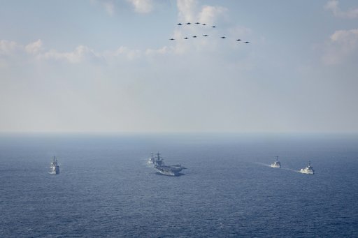 SUA, Coreea de Sud şi Japonia încep luni exerciţii comune aeriene şi navale