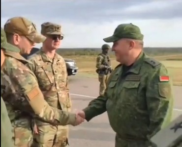 Ofiţeri militari americani fac o vizită surpriză în Belarus pentru a observa exerciţiile militare comune cu Rusia - VIDEO