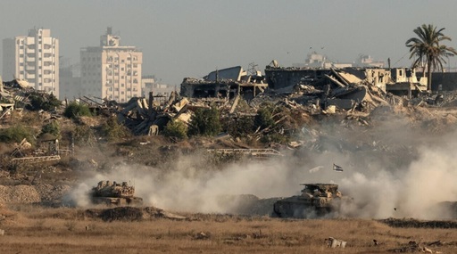 „Gaza arde”, spune ministrul israelian al apărării, după atacurile nocturne care s-ar fi soldat cu 38 de morţi