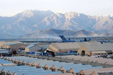 SUA încearcă să recupereze baza aeriană Bagram din Afganistan, anunţă Trump
