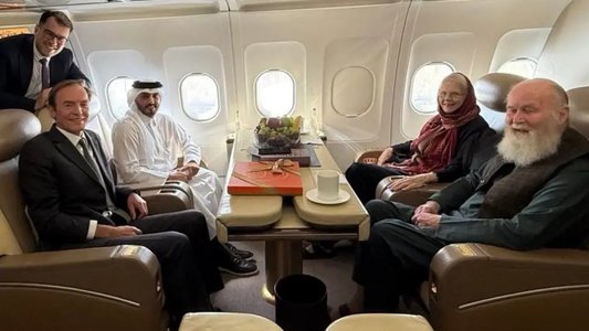 Afganistan: Cuplu britanic, eliberat după luni de detenţie în închisorile talibanilor. Cei doi au 80 de ani, respectiv 76 de ani