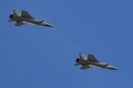 Ambasadorii NATO se reunesc marţi în Consiliul Atlanticului de Nord, în cadrul Articolului 4, la cererea Estoniei, după ce trei avioane ruse au intrat în spaţiul aerian eston şi au rămas timp de 12 minute