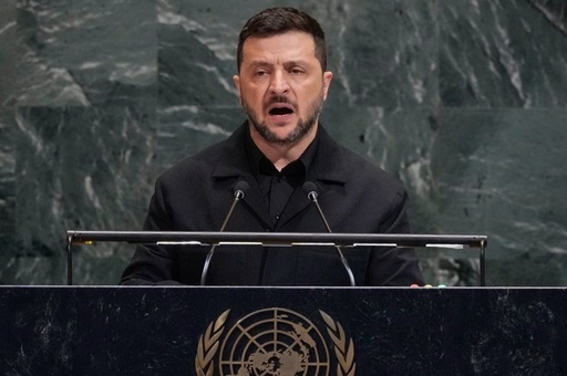 Europa nu-şi poate permite să piardă R.Moldova, avertizează Zelenski la tribuna ONU. ”Rusia încearcă să facă (Republicii) Moldova ceea ce Iranul a făcut Libanului”. Lumea este angajată în ”cea mai distructivă cursă a înarmării”, avertizează el şi-i cere să oprească Rusia