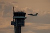 O dronă operată de către un străin, confiscată în apropierea aeroportului din Oslo, anunţă poliţia norvegiană. Bărbatul, de aproximativ 50 de ani, nu a fost arestat şi urmează să fie audiat. Poliţia nu vede nicio legătură, în acest stadiu, între incidente