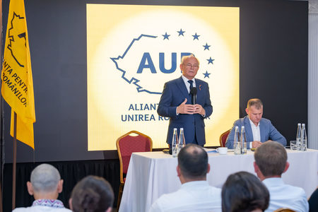 Alegeri în R. Moldova - După anunţul AUR de retragere, Boris Volosatîi, candidatul care deschide lista partidului, contrazice conducerea de la Bucureşti şi precizează că formaţiunea nu părăseşte competiţia electorală