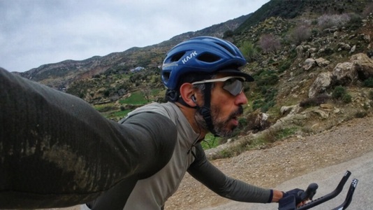 Detenţia provizorie a ciclistului francez Sofiane Sehili, arestat la începutul lui septembrie în Extremul Orient rus, în etapa finală a recordului său mondial de  traversare a Eurasiei pe bicicletă, prelungită până la 3 noiembrie