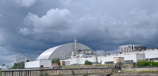 Centrala nucleară de la Cernobîl a rămas fără energie electrică după un atac rus, susţine Kievul