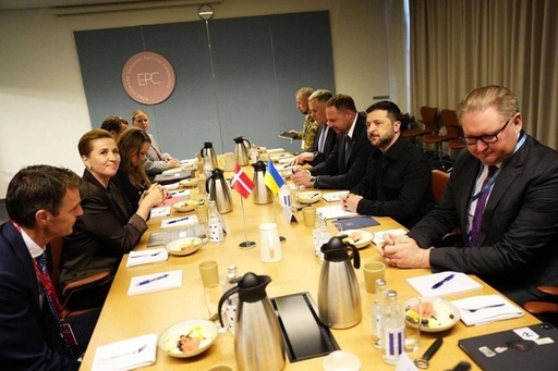 Rusia poate încălca spaţiul aerian ”oriunde în Europa”, avertizează, la CPE la Copenhaga, Zelenski