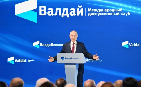 De la demonizarea Europei, la moartea lui Charles Kirk. Principalele declaraţii făcute de Vladimir Putin la forumul Valdai