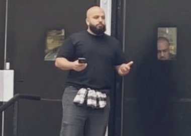 Poliţia a anunţat cine este atacatorul de la sinagoga din Manchester. O a treia persoană a fost arestată